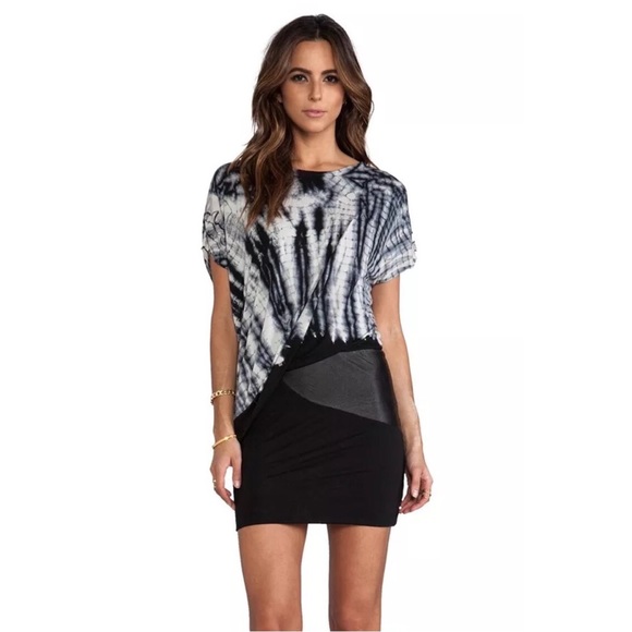 Young Fabulous & Broke Dresses & Skirts - 🌷 S O L D 🌷Young Fabulous & Broke Annika Dress